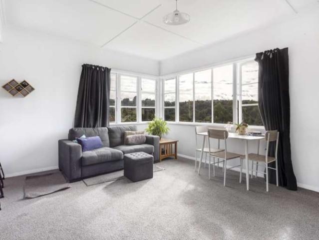 House for sale in Otakou