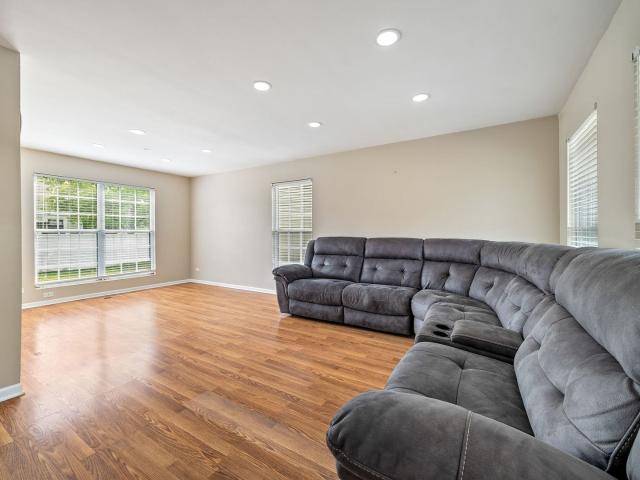 House for sale in Streamwood, Illinois
