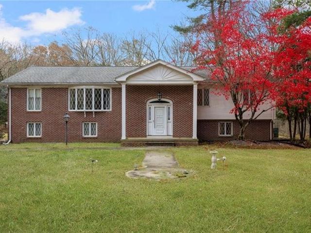 House for sale in North Scituate, Rhode Island