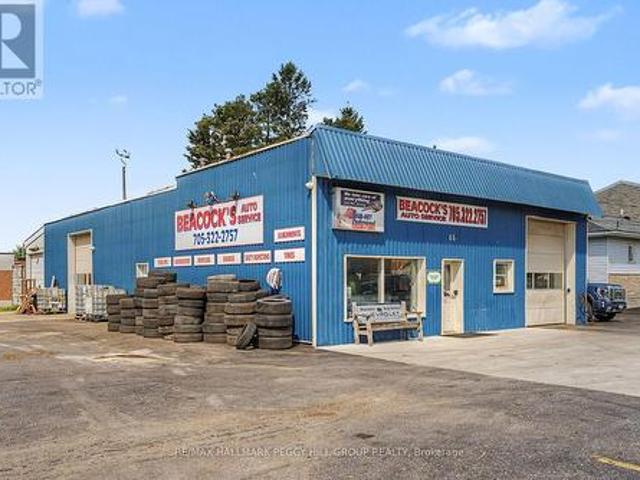 Commercial for sale in Springwater, Ontario