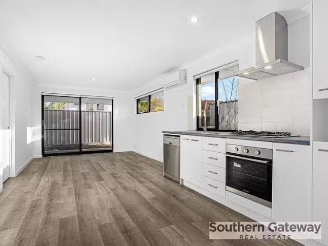 House for rent in Calista, Western Australia