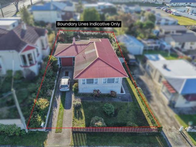 House for sale in Otakou