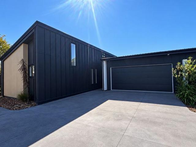 House for rent in Heathcote, Canterbury