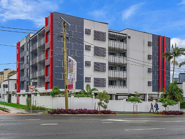 Apartment for rent in Toombul, Queensland