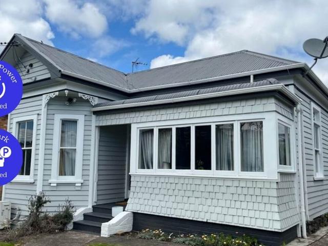 House for rent in Saint Lukes, Albert-Eden