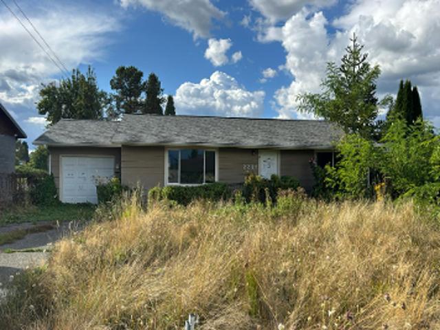 House for sale in Longview, Washington