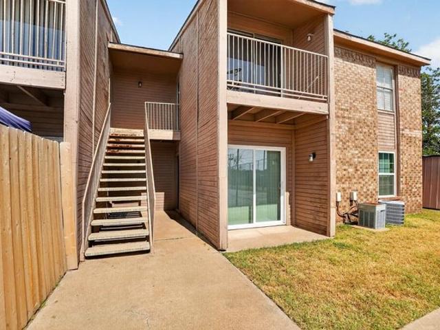 Condo for sale in Midland, Midland County