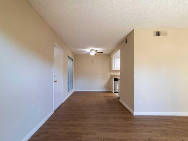 Apartment for rent in California