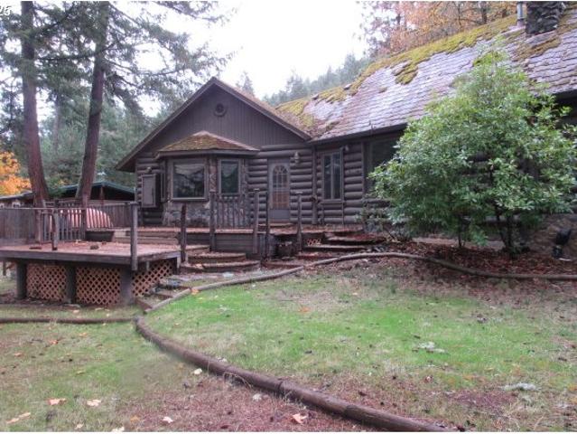 House for sale in Grants Pass