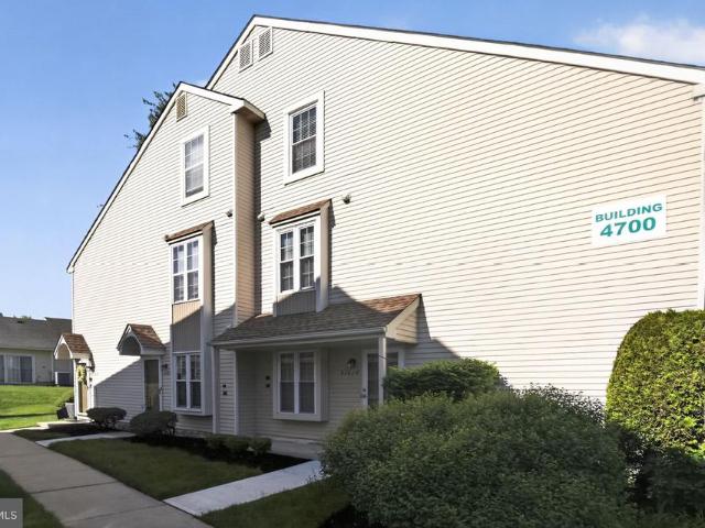 Condo for sale in Mount Laurel, New Jersey