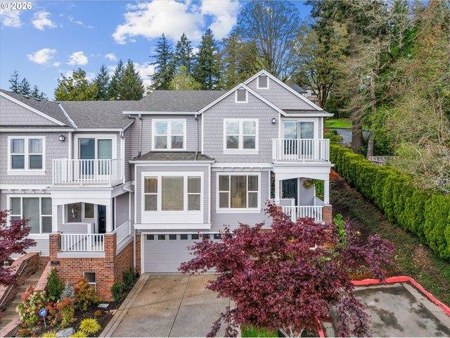 Townhouse for sale in Oregonia