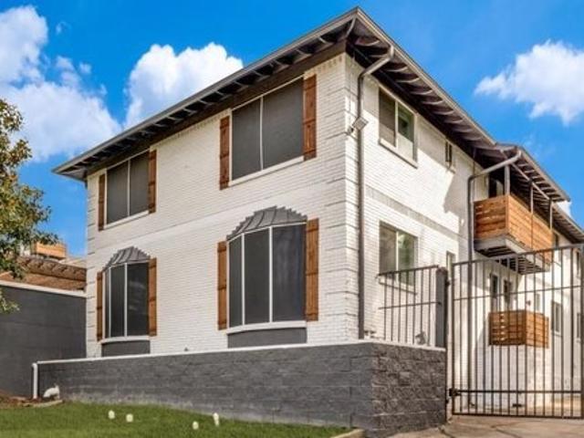 House for sale in Dallas, Texas