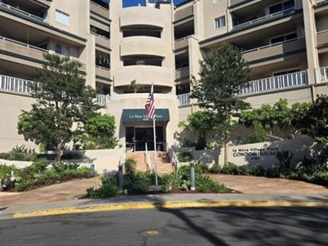 Condo for sale in La Mesa, California