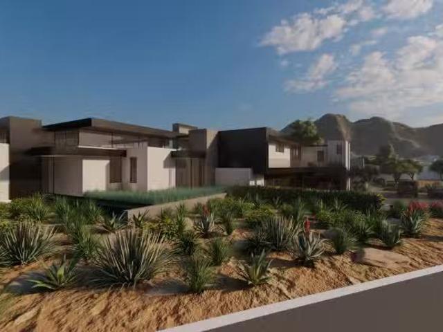 House for sale in Paradise Valley