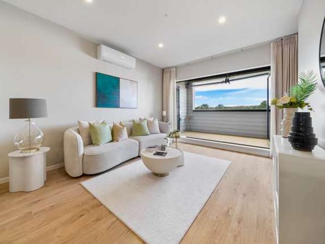 Townhouse for sale in Mount Roskill, Oroua County