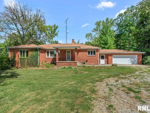 House for sale in Taylorville, Christian County