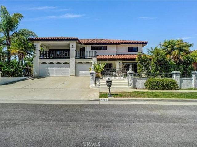House for sale in Huntington Beach, California