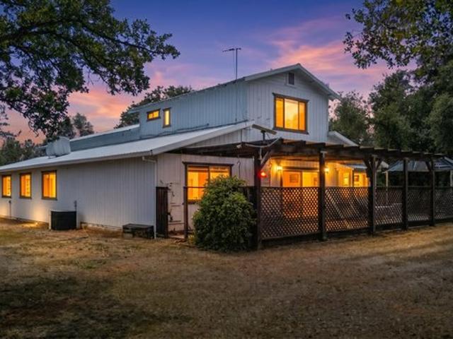 House for sale in Anderson, Shasta County