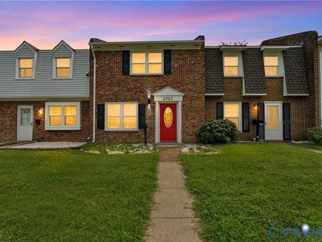 Townhouse for sale in Virginia