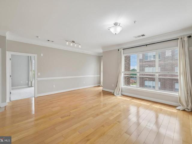 Condo for sale in Camp Springs, Maryland
