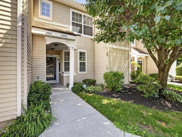Condo for sale in Saratoga, New York