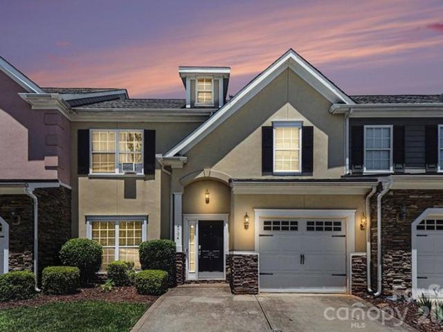 Townhouse for sale in Monroe, North Carolina
