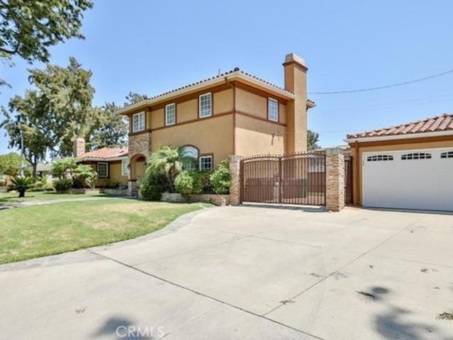 House for sale in Long Beach, California