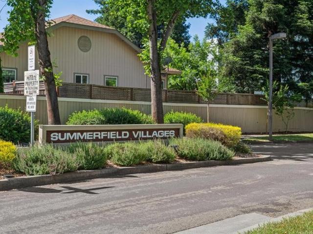 Townhouse for sale in Santa Rosa, California
