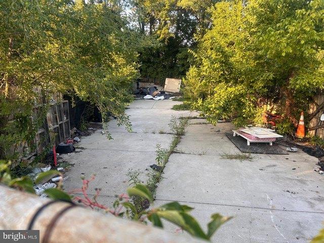 Land for sale in Hyattsville, Maryland