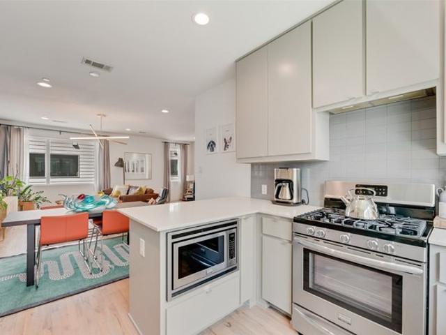 Condo for sale in Dallas, Texas