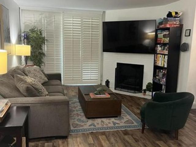 Condo for sale in Canoga Park, California