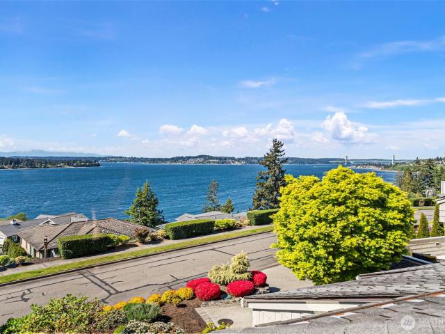 House for sale in University Place, Washington