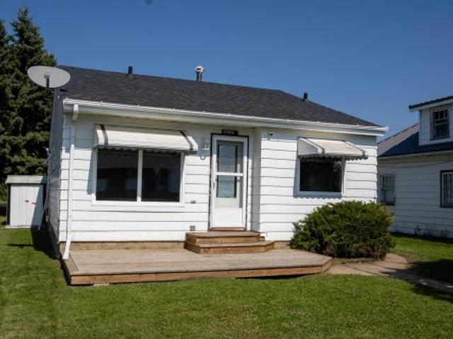 House for sale in Saint Paul Des Metis, Alberta