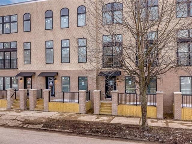 Townhouse for sale in Cleveland, Ohio