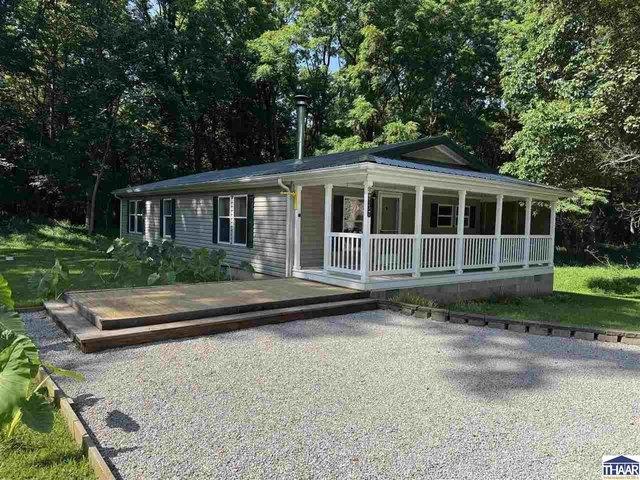 House for sale in Bloomingdale, Indiana