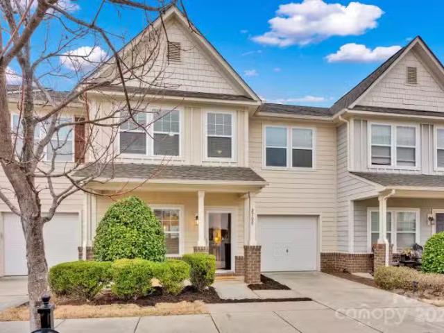 Condo for sale in Monroe