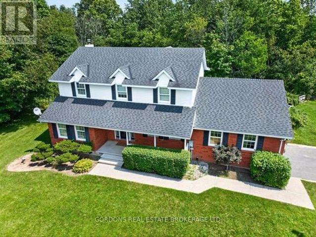 House for sale in South Frontenac, Ontario