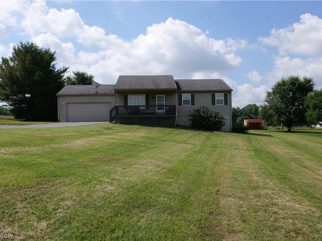 House for sale in New Waterford, Ohio
