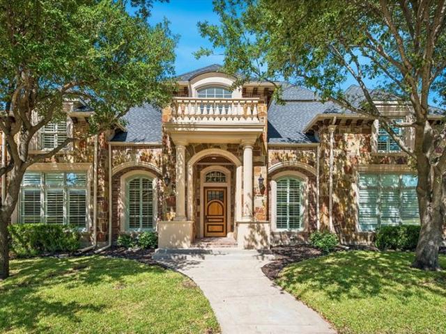 House for sale in Carrollton, Texas