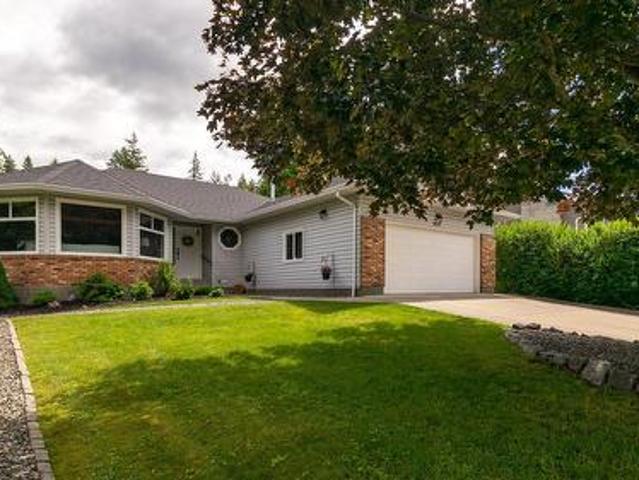 House for sale in Salmon Arm, British Columbia