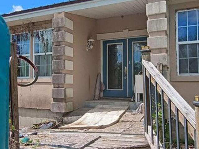 House for sale in Douglas, Coffee County
