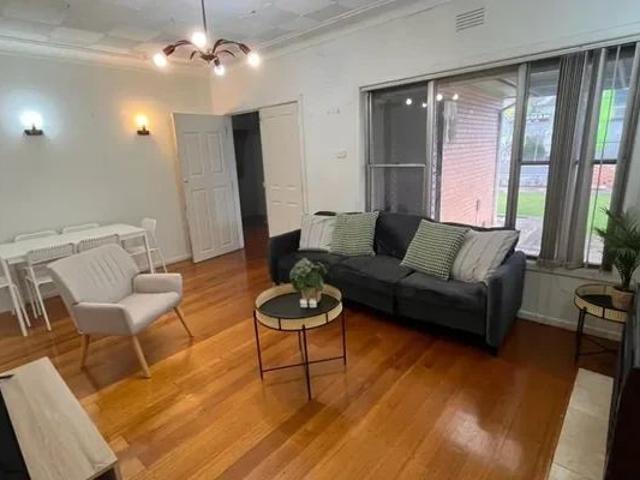 Room for rent in Camerons Creek, Victoria