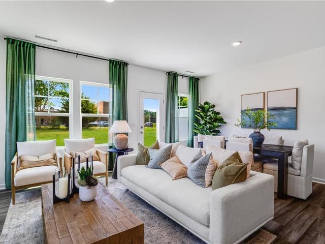 Townhouse for sale in Haw River, North Carolina