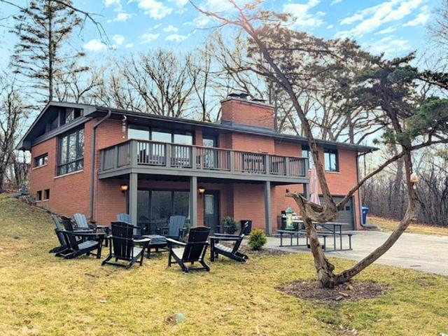 House for sale in Barrington, Illinois