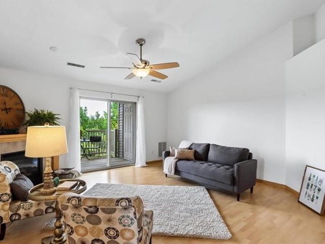 Condo for sale in Iowa City, Iowa