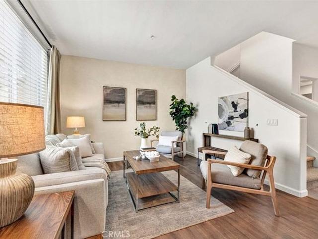 Condo for sale in Orange, Orange County