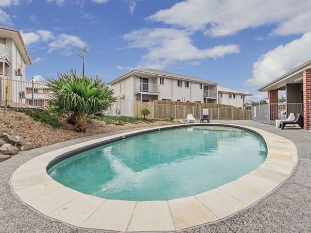 Townhouse for rent in Toombul, Queensland