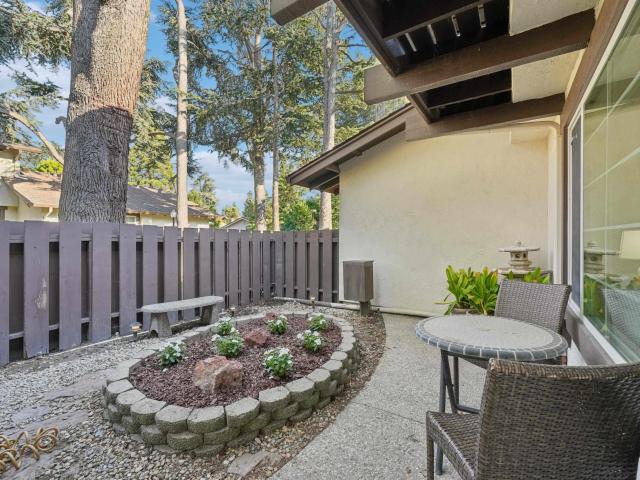 Townhouse for sale in Fremont