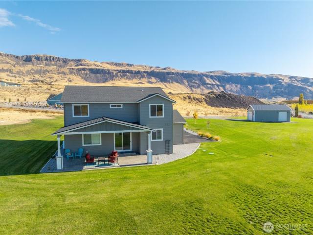 House for sale in East Wenatchee
