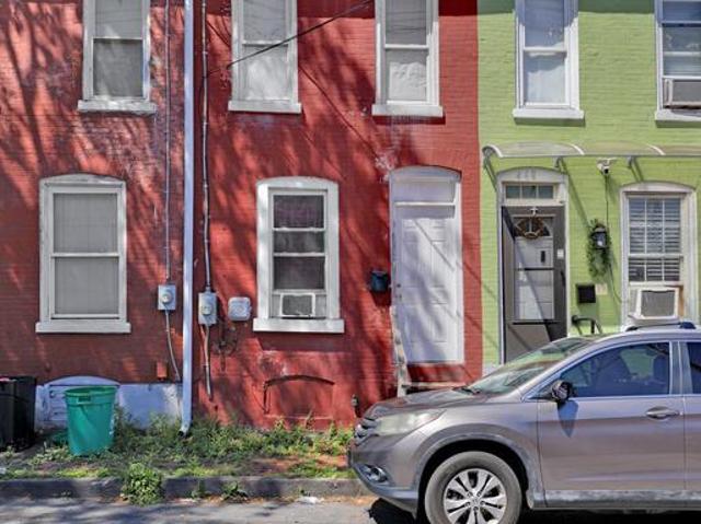 Townhouse for sale in Reading, Pennsylvania